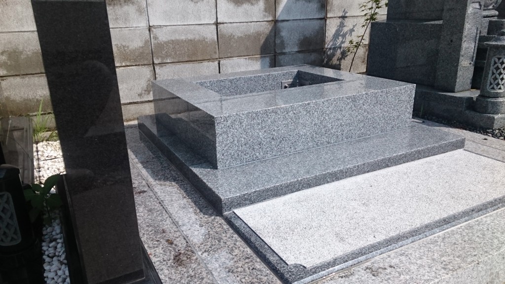 「わしもやるで！洋墓？それともデザイン墓？？安土町の浄厳院 　据え付け編 完結編！！」