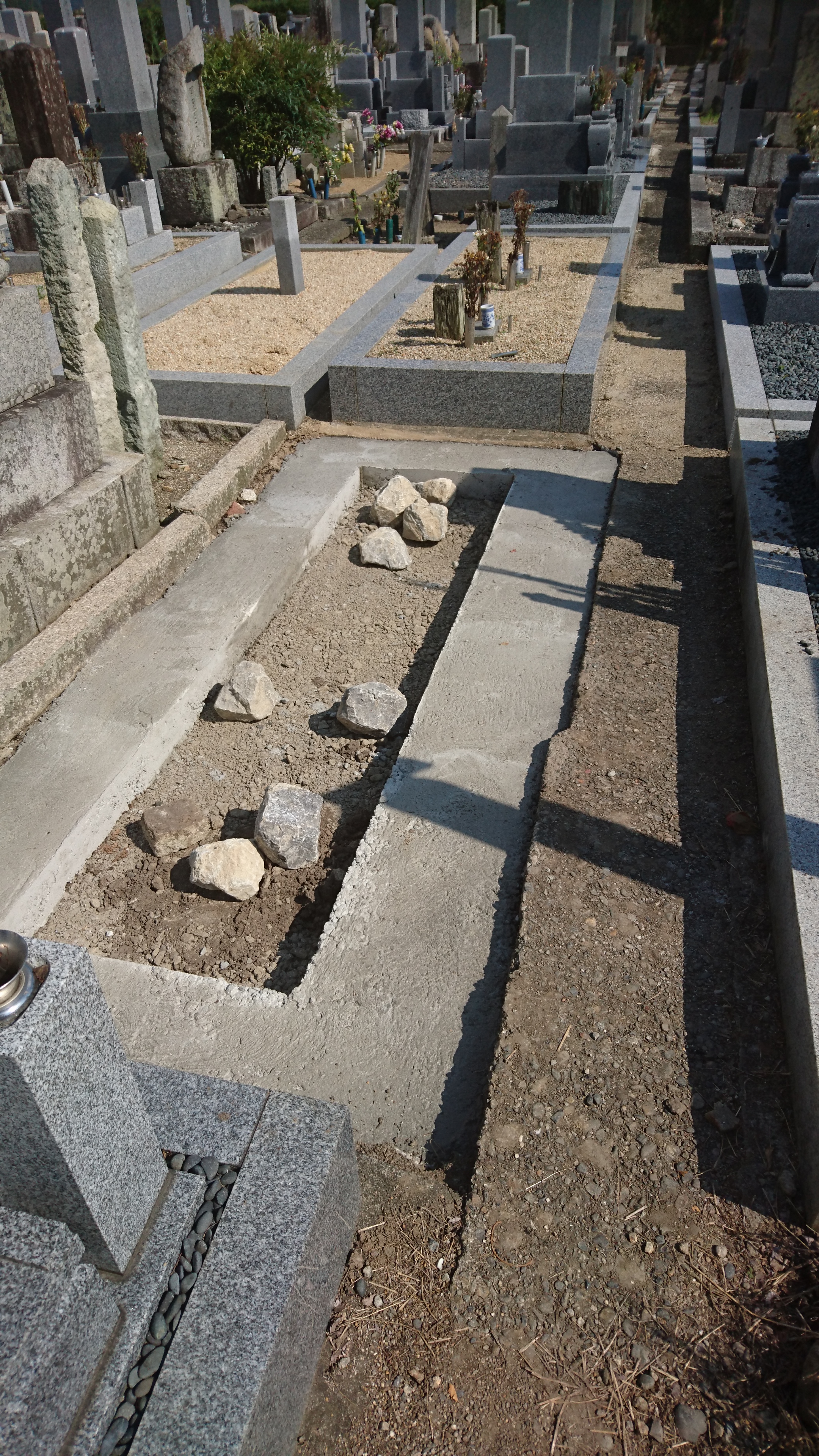 「もうすぐお彼岸！！安土町の淨厳院でお墓建て  2！！」