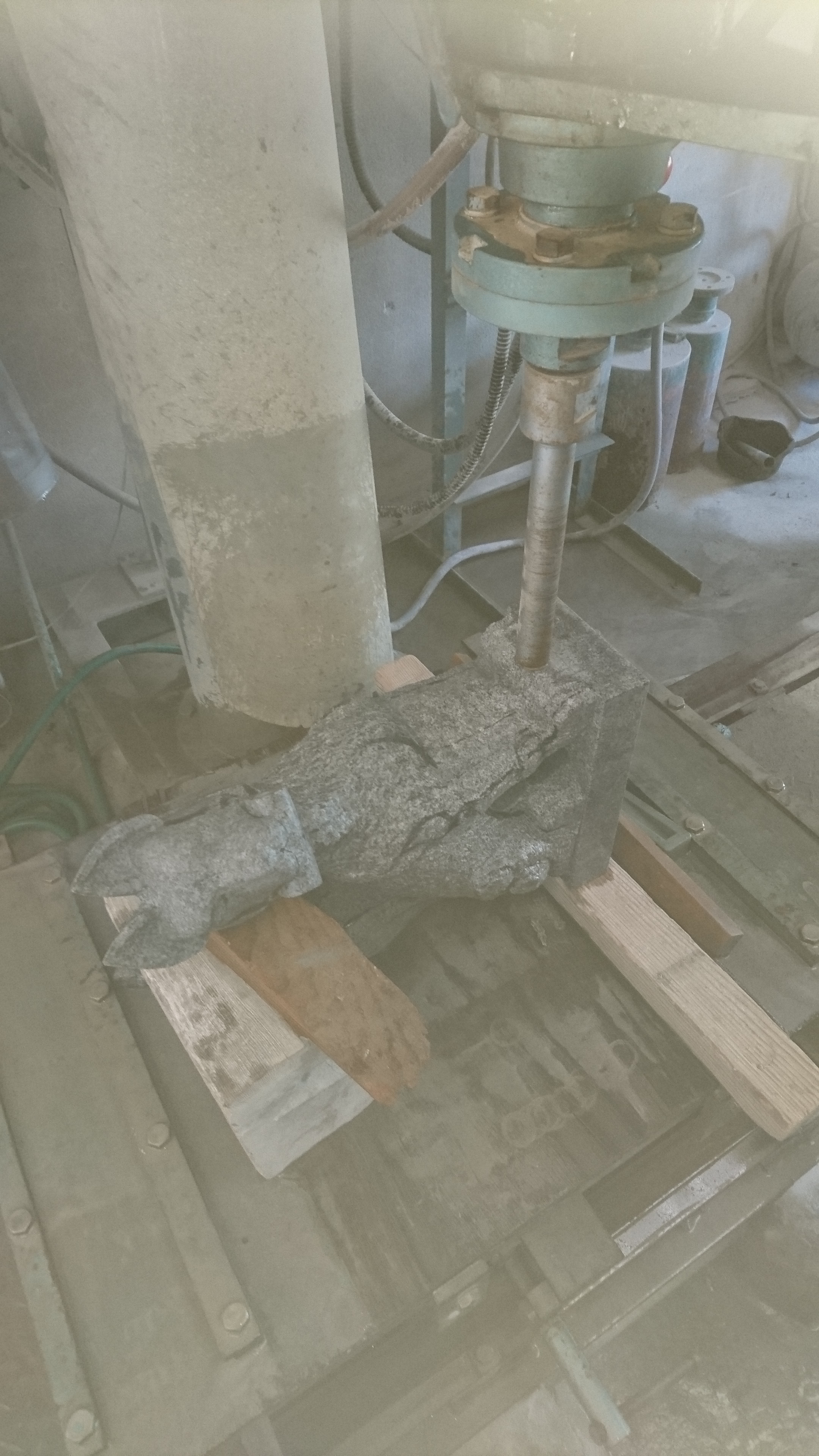 「庵治石で狐作りました【最終回】！！どこかは言えませんが！！」