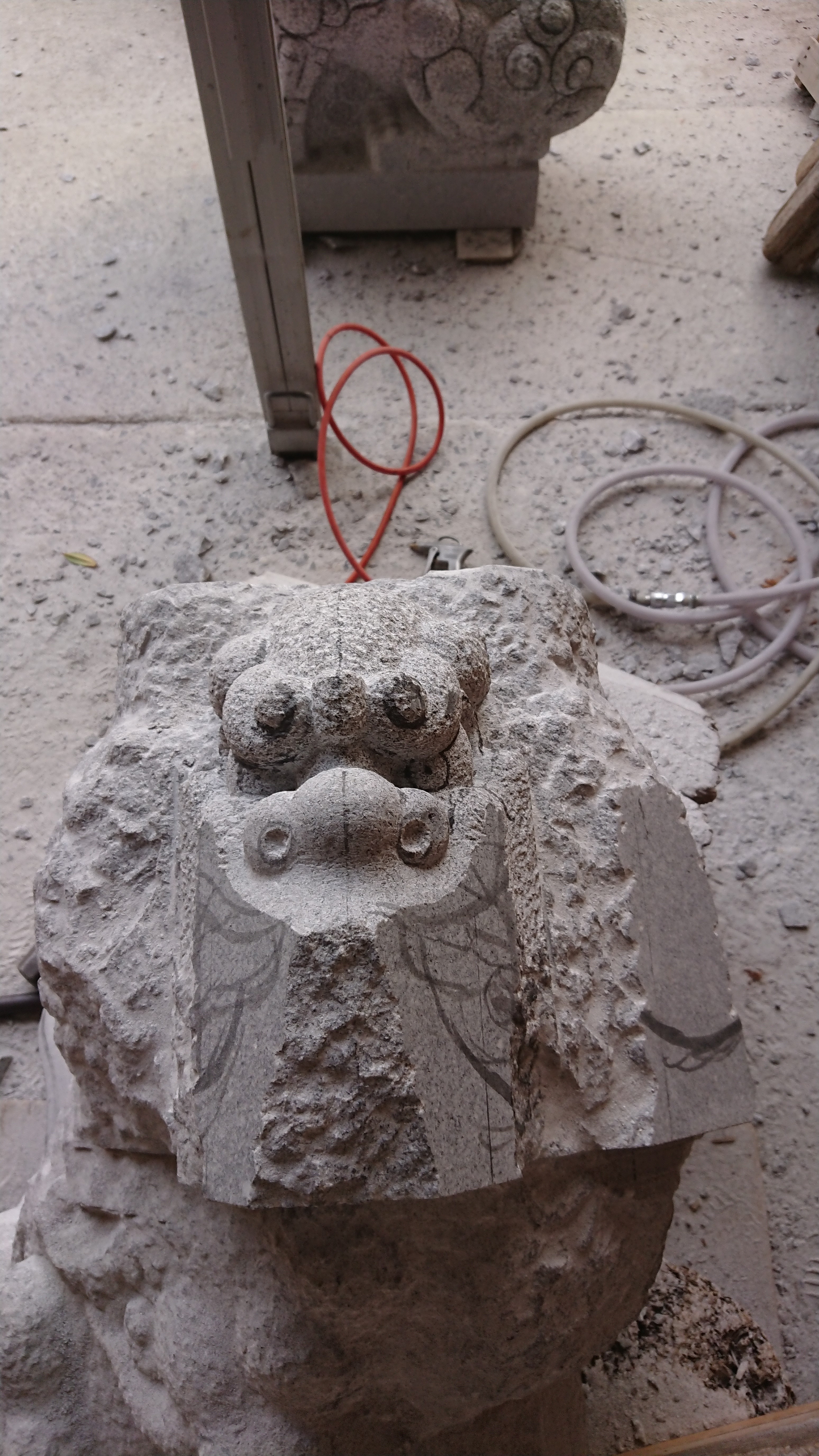 「岡崎型狛犬　彦根市久留美神社に奉納！！　19　　吽型の顔加工編　4　　」