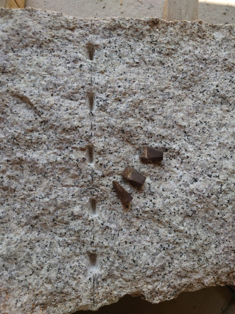 「来年、滋賀県石材組合連合会50周年記念！の件！」