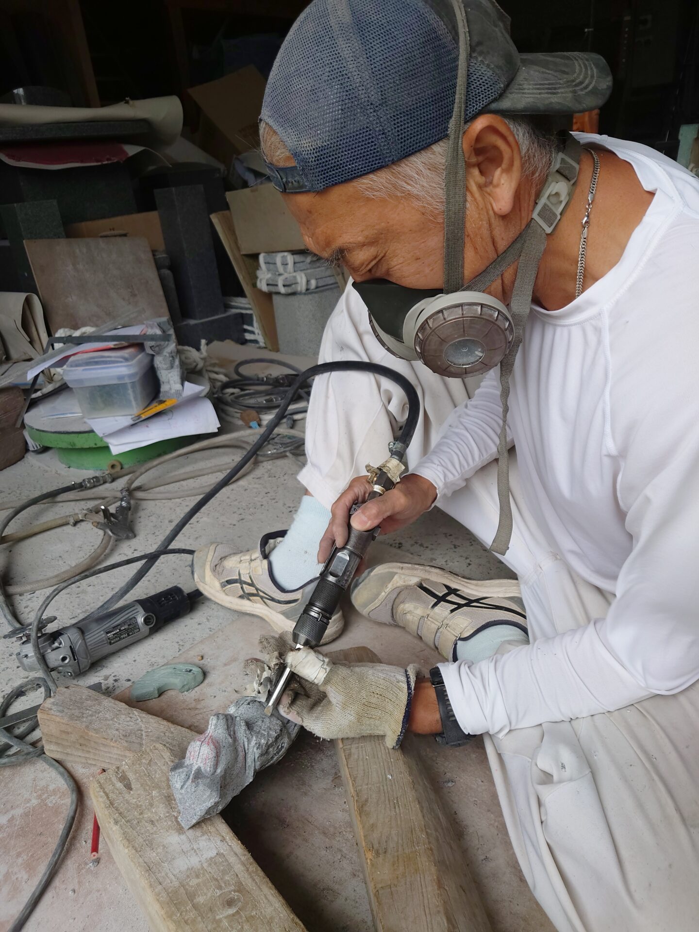 「ワシの強み？なぜ今まで石屋を続けて来られたか！」