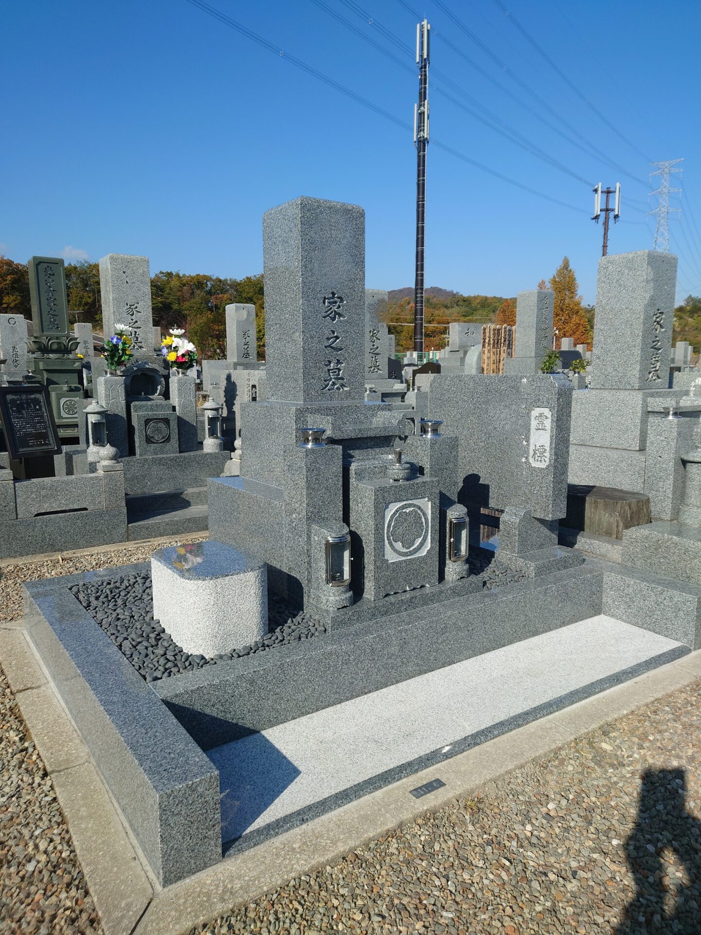 「春のお彼岸に墓石を考えておられる方はお早めに！」