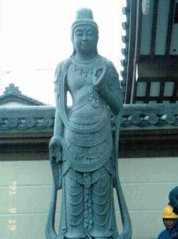 月光菩薩 神奈川県 修業時代の作です。